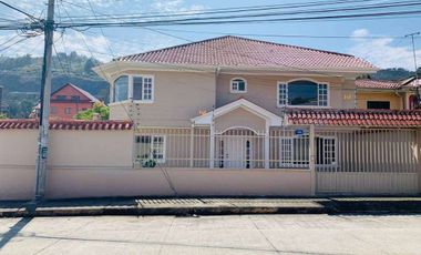 Casa en venta, sector Cdla.de Los Ingenieros, calle Telemaco y Benhur