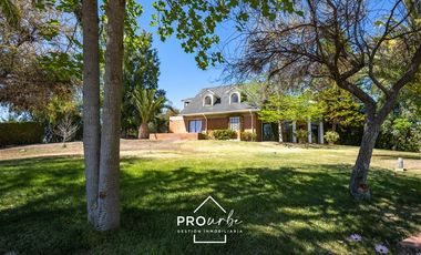 Casa en Venta en Camino Hacienda Curacavi