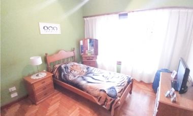 CHALET 6 AMBIENTES CON LOCAL EN BARRIO NUEVA POMPEYA