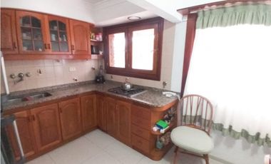 CHALET 6 AMBIENTES CON LOCAL EN BARRIO NUEVA POMPEYA