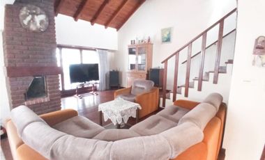 CHALET 6 AMBIENTES CON LOCAL EN BARRIO NUEVA POMPEYA