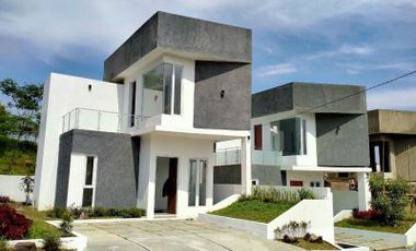Cluster cantik mewah rasa villa sejuk asri di Tanjungsari dkt UNPAD