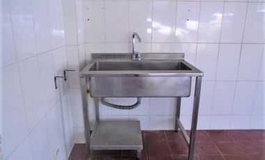 SE RENTA LOCAL EN SECTOR DE MANILA, EL POBLADO