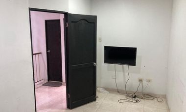 casa en venta en los robles. Cod V106344