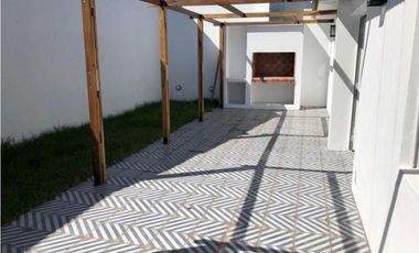 Venta de Chalet 3 AMBIENTES en San Jose