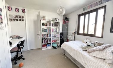 CASA EN VENTA CON PANELES SOLARES Y CAMINABLE A ALIANZA FRAN