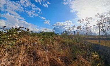 VENDO 5000M2 VIA PRINCIPAL BOQUETE