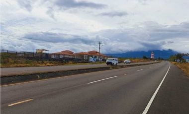 VENDO 5000M2 VIA PRINCIPAL BOQUETE