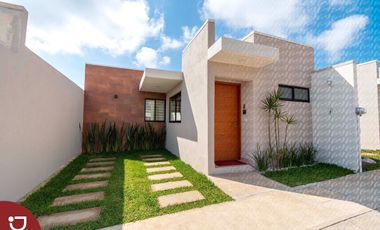 Moderna casa de un nivel a la venta en residencial privado, cerca de Xalapa