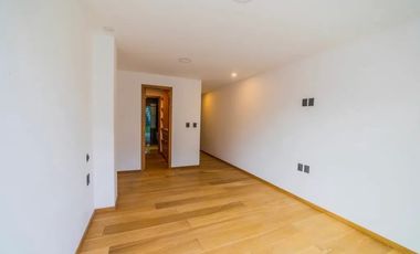 PentHouse Frente Parque Ruben Dario