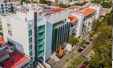 PentHouse Frente Parque Ruben Dario