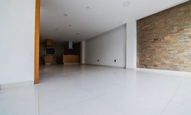 PentHouse Frente Parque Ruben Dario