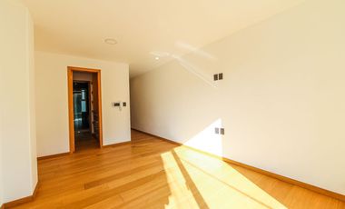 PentHouse Frente Parque Ruben Dario