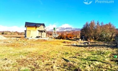 Gran Parcela con casa en construcción en venta en Lago Verde
