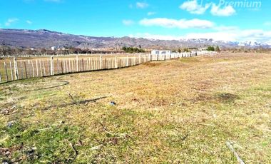 Gran Parcela con casa en construcción en venta en Lago Verde
