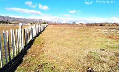 Gran Parcela con casa en construcción en venta en Lago Verde