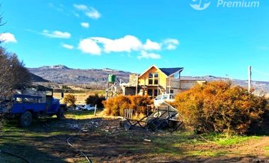 Gran Parcela con casa en construcción en venta en Lago Verde