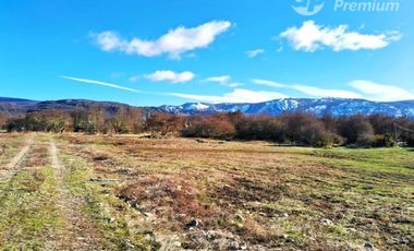 Gran Parcela con casa en construcción en venta en Lago Verde