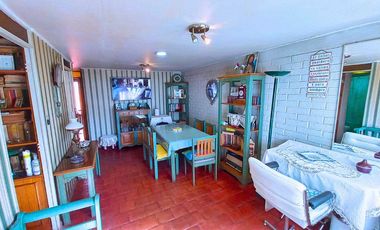 Casa avenida en venta | estacionamiento | metro laguna sur (L5) | Pudahuel.