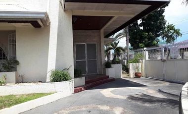 Spacious House for Rent with 4 Bedroom in Cutcut Angeles Ci
