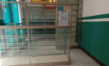Di jual klinik 1 1/2 lantai pinggir jalan utama taman alamanda