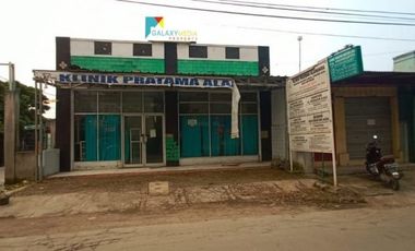 Di jual klinik 1 1/2 lantai pinggir jalan utama taman alamanda