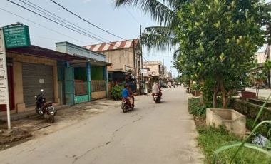 Di jual klinik 1 1/2 lantai pinggir jalan utama taman alamanda