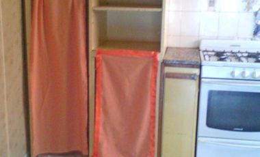 EXCELENTE PROPIEDAD.  DOS CASAS, COCHERA Y PISCINA. LOTE PROPIO