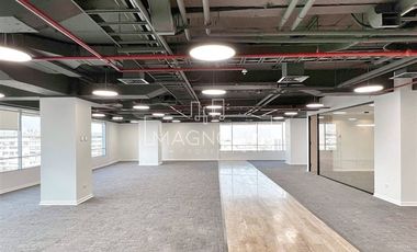Arriendo Moderna Oficina Recién Remodelada, Providencia
