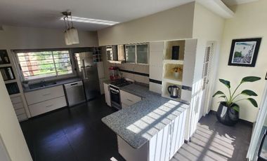 Casa en venta en Villa Dominico