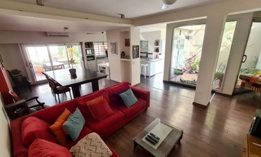 Casa en venta en Villa Dominico