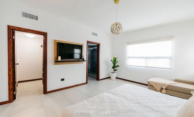 Casa en Venta en Fraccionamiento Denali Con Recámara en Planta Baja