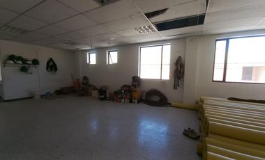 oficina en arriendo en la ramada. Cod A1087023