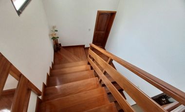 Venta de casa valle de los chillos