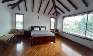 Venta de casa valle de los chillos