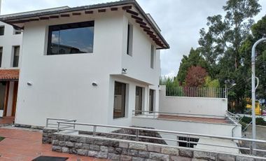 Venta de casa valle de los chillos