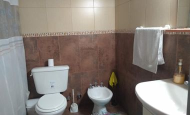 DEPARTAMENTO 3 AMBIENTES CON TERRAZA EN PRIMER PISO
