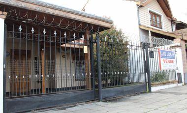 Casa de 3 AMBIENTES en venta