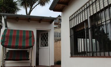 Casa de 3 AMBIENTES en venta