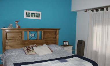 Casa de 3 AMBIENTES en venta