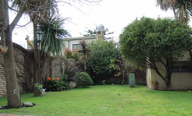 Casa de 3 AMBIENTES en venta