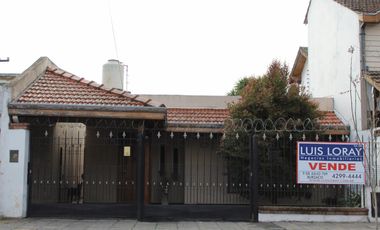 Casa de 3 AMBIENTES en venta