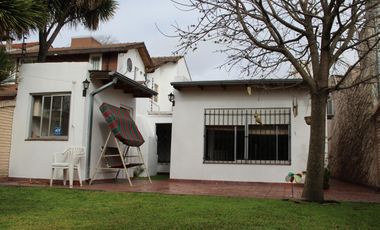 Casa de 3 AMBIENTES en venta