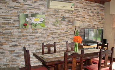 Casa de 3 AMBIENTES en venta