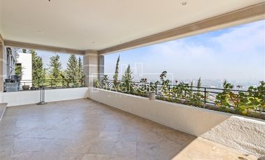 Departamento en venta de 5 dorm. en Vitacura
