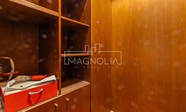 Departamento en venta de 5 dorm. en Vitacura