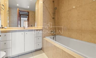 Departamento en venta de 5 dorm. en Vitacura