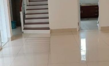 Disewakan Rumah di Cipete Selatan Ada Pool Mini