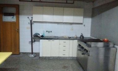Excelente deposito en alquiler en San Martin muy buena ubicación-