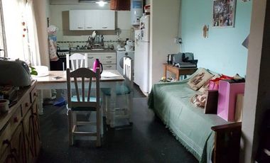 Casa en venta de 4 ambientes en Longchamps